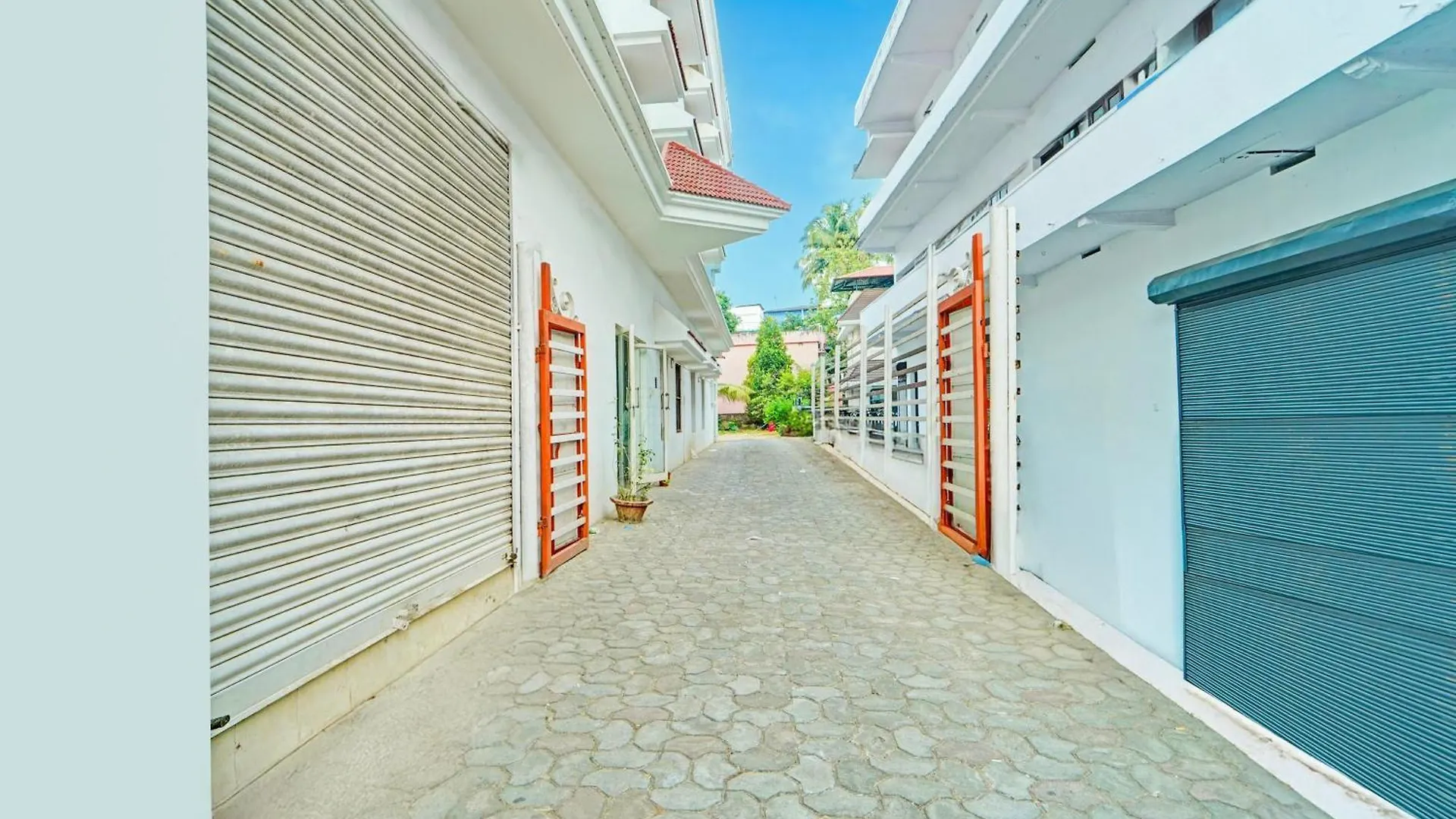 ****  Hotel O Srm Road Kochi India